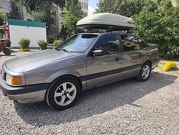 Volkswagen Passat: 1991 г., 1.8 л, Механика, Газ, Седан