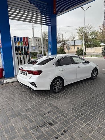 l9 pro: Kia Cerato: 2019 г., Бензин, Седан — 3