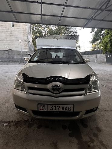 Продажа авто: Toyota Corolla Verso: 2005 г., 1.8 л, Механика, Бензин — 3