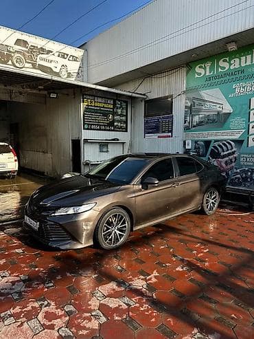 lexus 2001: Toyota Camry: 2019 г., 2.5 л, Автомат, Гибрид, Седан — 10
