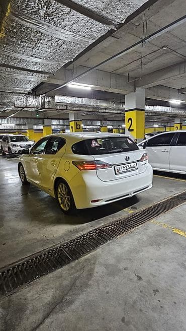 low ll: Lexus CT: 2011 г., 1.7 л, Автомат, Гибрид, Хэтчбэк — 5