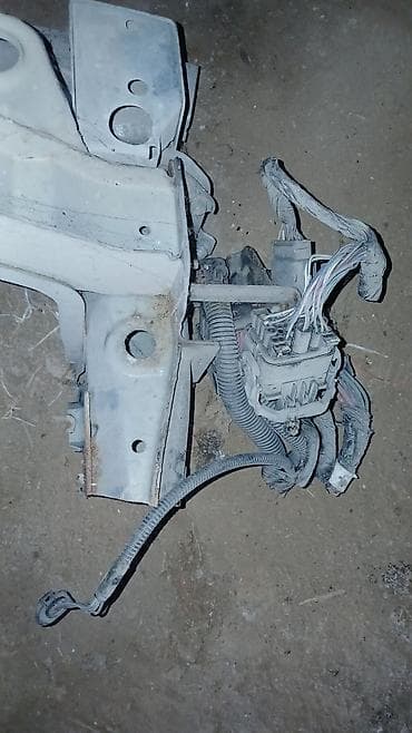 фаркоп субару: Передний подрамник Jeep, Б/у, Оригинал — 5