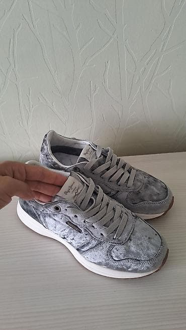 nike react: Бархатные Кроссовки Pepe Jeans London
размер 37 — 1