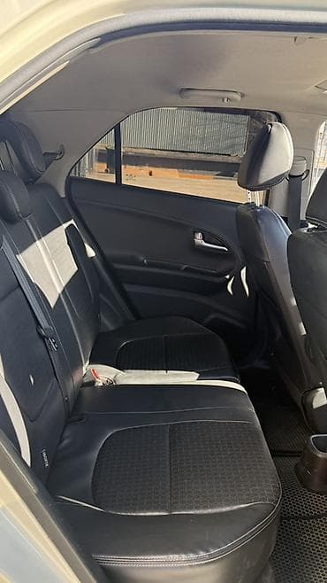 mini cooper: Kia Morning: 2017 г., 1 л, Автомат, Бензин, Хэтчбэк — 10