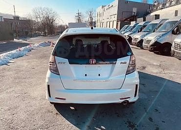 Бампер Honda, Б/у, Оригинал at lalafo.kg Бампер Honda, Б/у, Оригинал