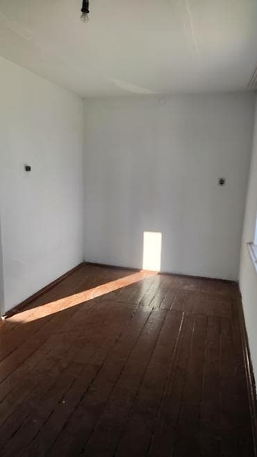 2 комнаты, 35 м², Индивидуалка, 2 этаж, Старый ремонт — 3