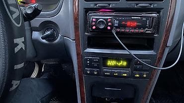 Продажа авто: Kia Magentis: 2005 г., Седан — 5