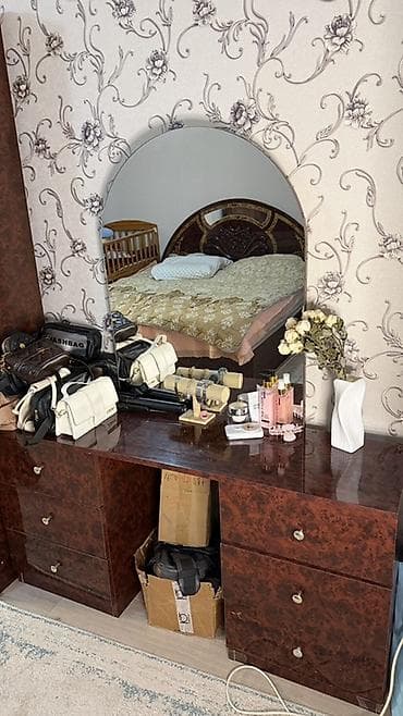 батинке койгуч: Продаю Б/У спальный гарнитур производства РОССИЯ .2 местный кровать — 2