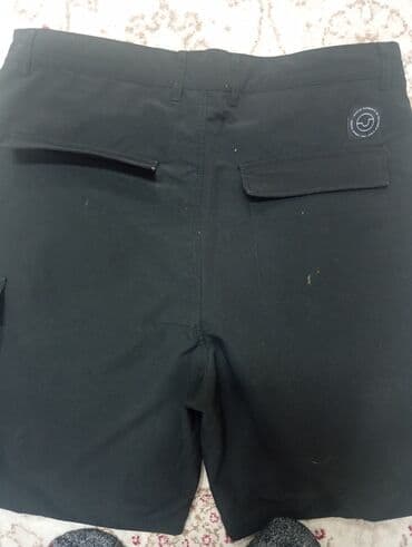 мужской сапог: Мужские шорты PullBear - Цвет: чёрный - Классический крой до колена - — 2