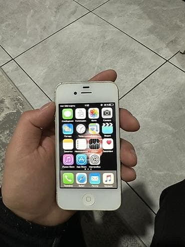 Apple iPhone: IPhone 4, Белый — 2