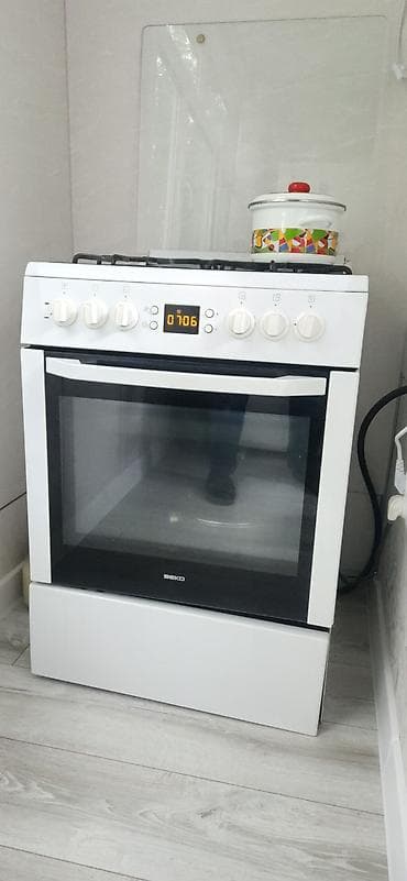 чук: Плита газо-электрическая Beko, стандартная ширина 50–60 см — 2