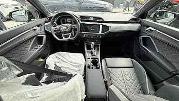 аморт на ауди: Audi Q3: 2026 г., 1.5 л, Автомат, Бензин, Кроссовер — 7