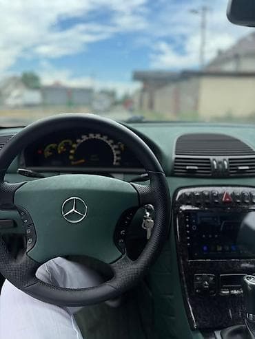 Mercedes-Benz E-Class: 2000 г., 5 л, Автомат, Бензин, Купе — 1