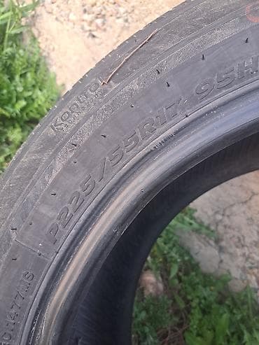 пассажирский рекс: Шины 225 / 55 / R 17, Лето, Б/у, Легковые, Корея, Kumho — 1