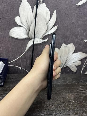 j 6: Redmi, Redmi Note 8, Б/у, 128 ГБ, цвет - Черный, 2 SIM — 6