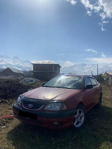 кароп: Toyota Avensis: 2002 г., 1.8 л, Ручные, Бензин, Лифтбек — 3