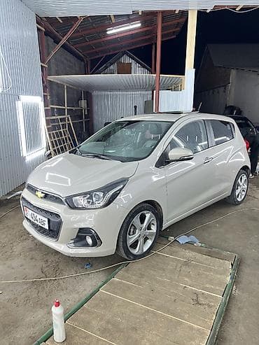 Chevrolet Spark: 2017 г., 1 л, Вариатор, Бензин, Кроссовер — 10
