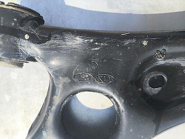 Детали электрики авто: Передний правый рычаг Kia 2019 г., Б/у, Оригинал — 4