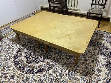 4 pot: Низкий стол

Высота 37,5 см
Ширина- 122 см
Длина 162,5 см — 4