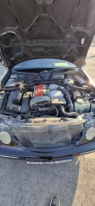 Mercedes-Benz E-Class: 2000 г., Механика, Бензин, Универсал