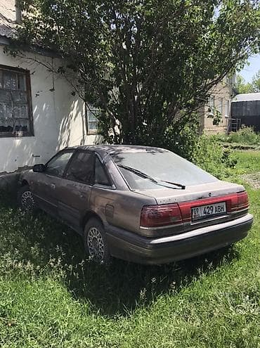 maзда 626: Mazda 626: 1990 г., Механика, Бензин, Седан — 2