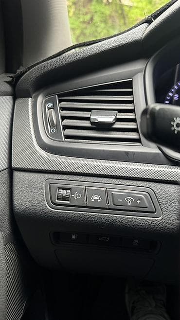 elantra 2020: Hyundai Sonata: 2020 г., 2 л, Автомат, Газ, Седан — 8