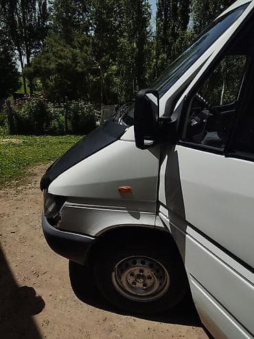 гольф 2 салон: Кабина Mercedes-Benz Б/у, Оригинал — 8