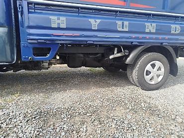 Унаа сатуу: Hyundai Porter: 2003 г., 2.6 л, Кол менен иштөөчү, Дизель — 8