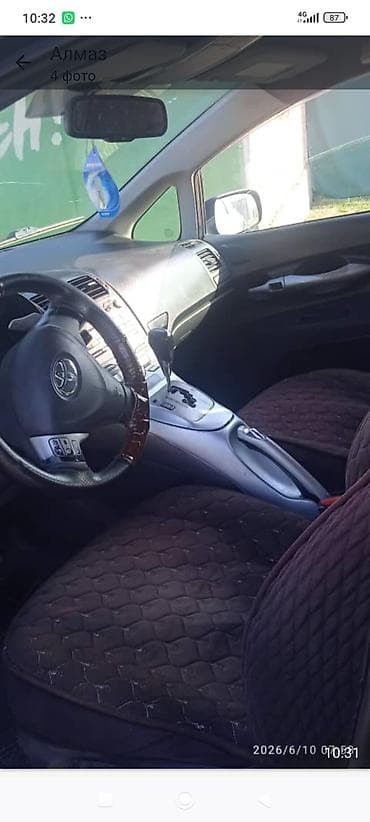 Toyota Auris: 2008 г., Автомат, Бензин, Хэтчбэк — 3