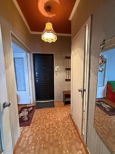 Недвижимость: 1 комната, 35 м², 106 серия, 12 мкр 106 серия, 7 этаж, Старый ремонт — 7