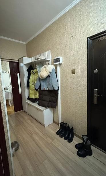 1 bedroom: 1 комната, 35 м², 106 серия, 3 этаж, Евроремонт — 5