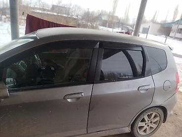 bmw z1: Honda Fit: 2003 г., 1.3 л, Вариатор, Бензин, Хэтчбэк — 4