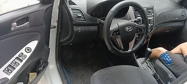 Hyundai Solaris: 2014 г., 1.4 л, Автомат, Бензин, Седан — 5