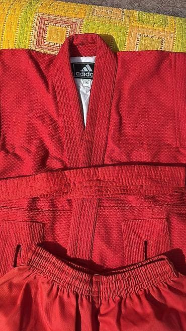 Дроны: Продаю самбовку на рост 140 см и обувь 35 размер — 1