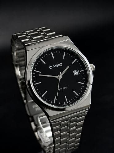 CASIO — наручные часы в стиле old money, отличный вариант для подарка