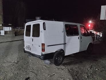 toyota bz4: Легкий грузовик, Ford — 6