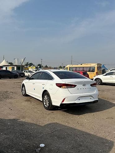 sonata 2004: Hyundai Sonata: 2021 г., Седан — 5