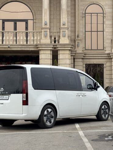sprinter vip: Hyundai Staria: 2022 г., 2.2 л, Автомат, Дизель, Минивэн — 2