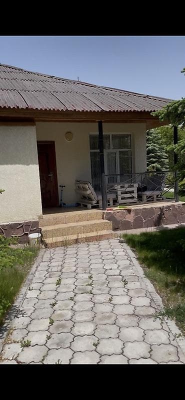 Коттедж, Илбирс Саадат, Бостери, 6 мест at lalafo.kg Коттедж, Илбирс Саадат, Бостери, 6 мест