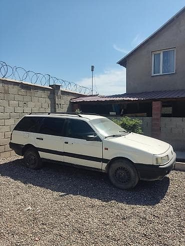 1992: Volkswagen Passat Variant: 1992 г., 1.8 л, Механика, Бензин, Универсал — 1