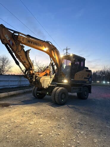 кун ковш: Rent out Колёсный экскаватор, Почасово — 4