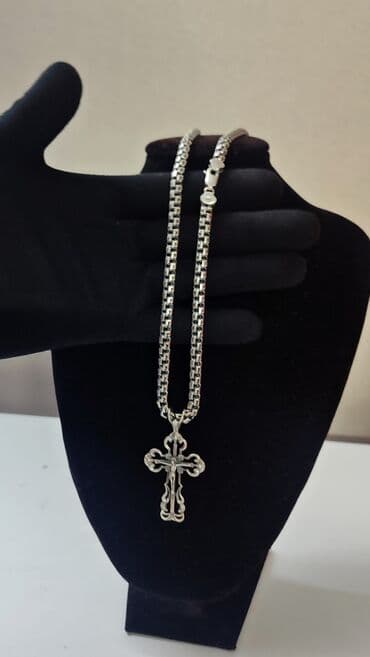 продаю золотую цепочку: Серебряная цепочка с крестом. ЦепочкаБисмарк . Крест выполнен с — 8