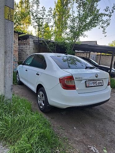 рего: Skoda Rapid: 2017 г., 1.6 л, Автомат, Бензин, Седан — 4