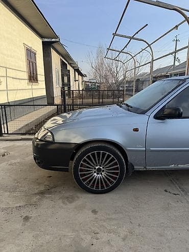 тырактыр 80: Колеса в сборе 215 / 45 / R 17, Лето, Б/у, Комплект, Легковые, Литые, отверстий - 5 — 5