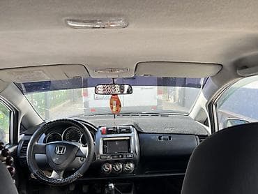 volvo xc60: Honda Jazz: 2002 г., 1.4 л, Хэтчбэк — 5