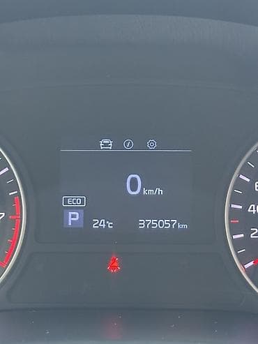 arizzo 8: Kia K5: 2018 г., 2 л, Автомат, Газ, Седан — 8