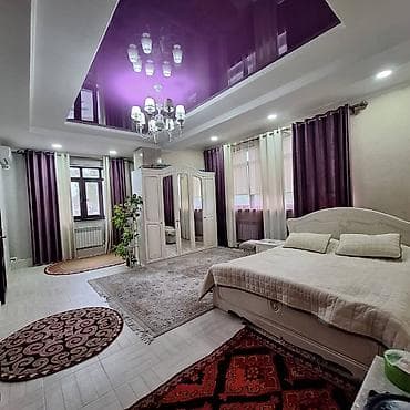 дом беловодиский: Просторное капитальное здание 3 этажа с внутренним двором. Срочно — 9