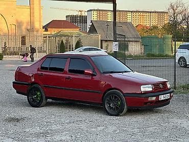 9 5j: Volkswagen Vento: 1992 г., 1.8 л, Ручные, Бензин, Седан — 3