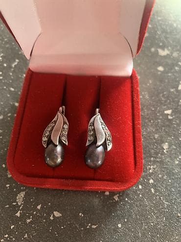 украшения из жемчуга: Серьги серебряные с черным жемчугом и фианитами — 2