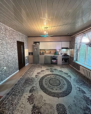 nice house: ✨ Продаётся мансардный дом в с. Сокулук ✨ 🏡 Характеристики — 8